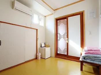 Inwoo Guesthouse Seul